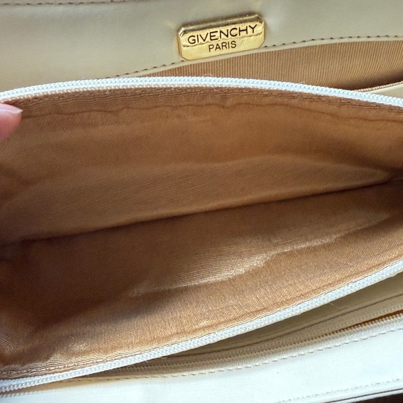 Givenchy Women’s Vintage Chic Cream Crossbody Bag - Picture 5 of 16